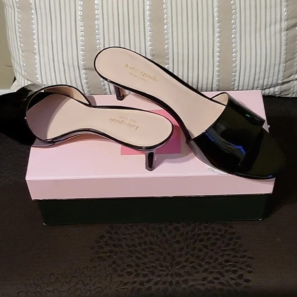 Kate Spade Women's Sandals - Picture 3 of 9